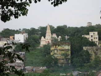 slums temples green 670